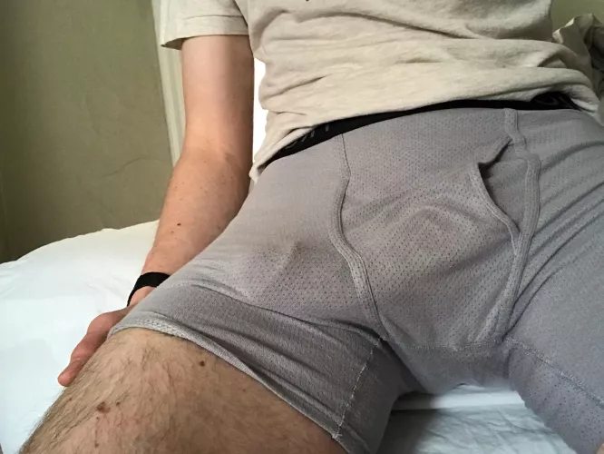 Thank god I’m working from home today. (Dms open)