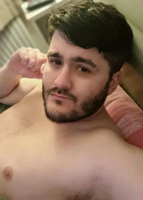 UK guy In bed, can't sleep! Anyone wanna chat until I pass out? PC gamer here! Tell me what you're playing atm :)