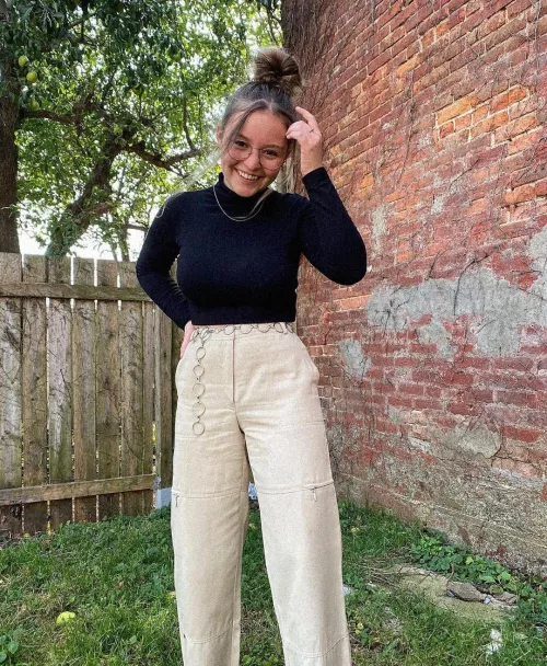 What do you think of my outfit ?