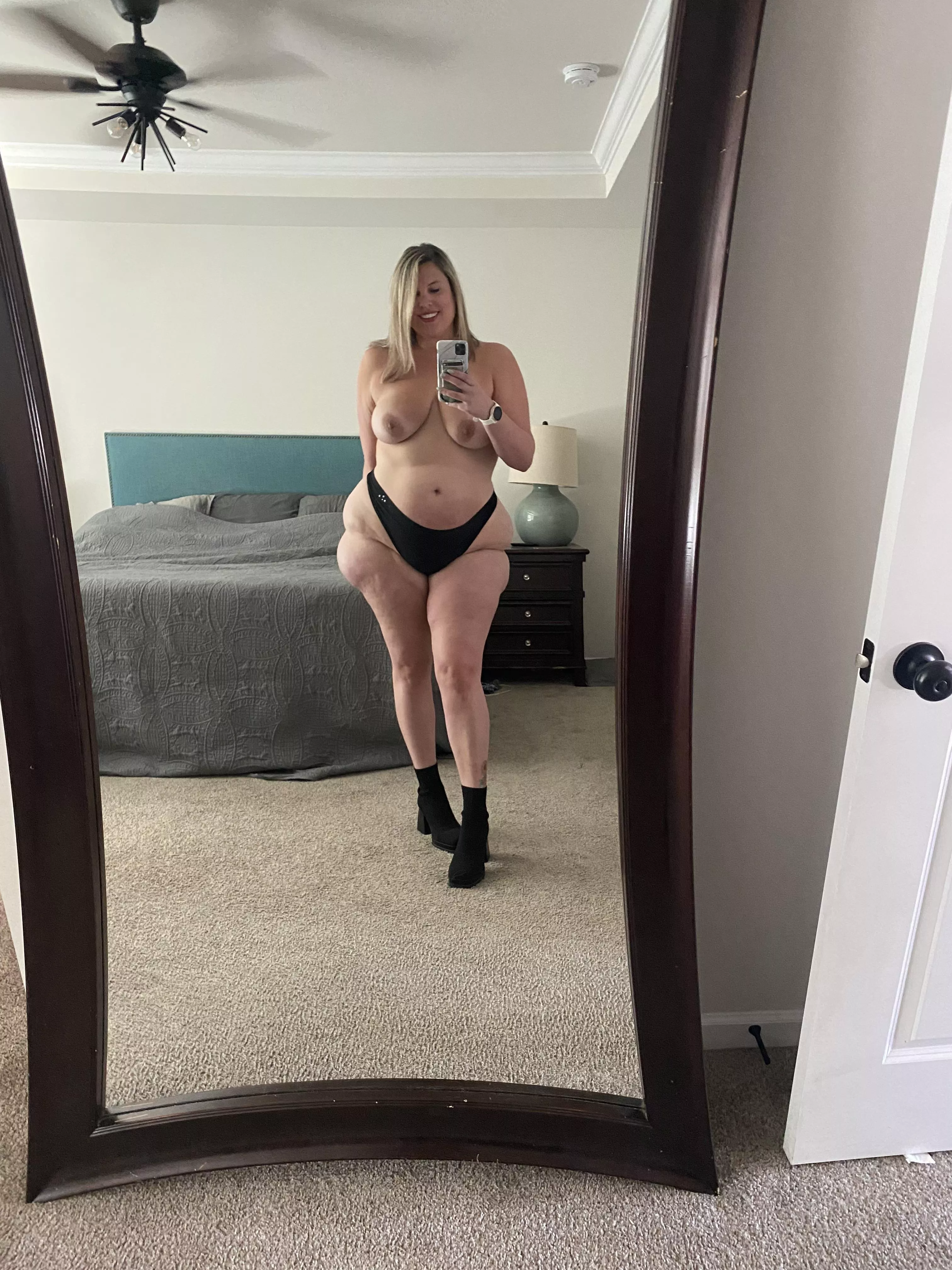 When life give you curves, flaunt them