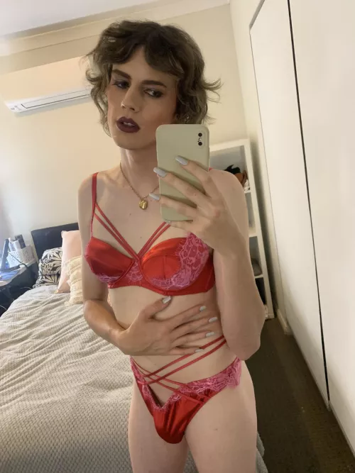 Who needs a girlfriend when you have a boy-femmed