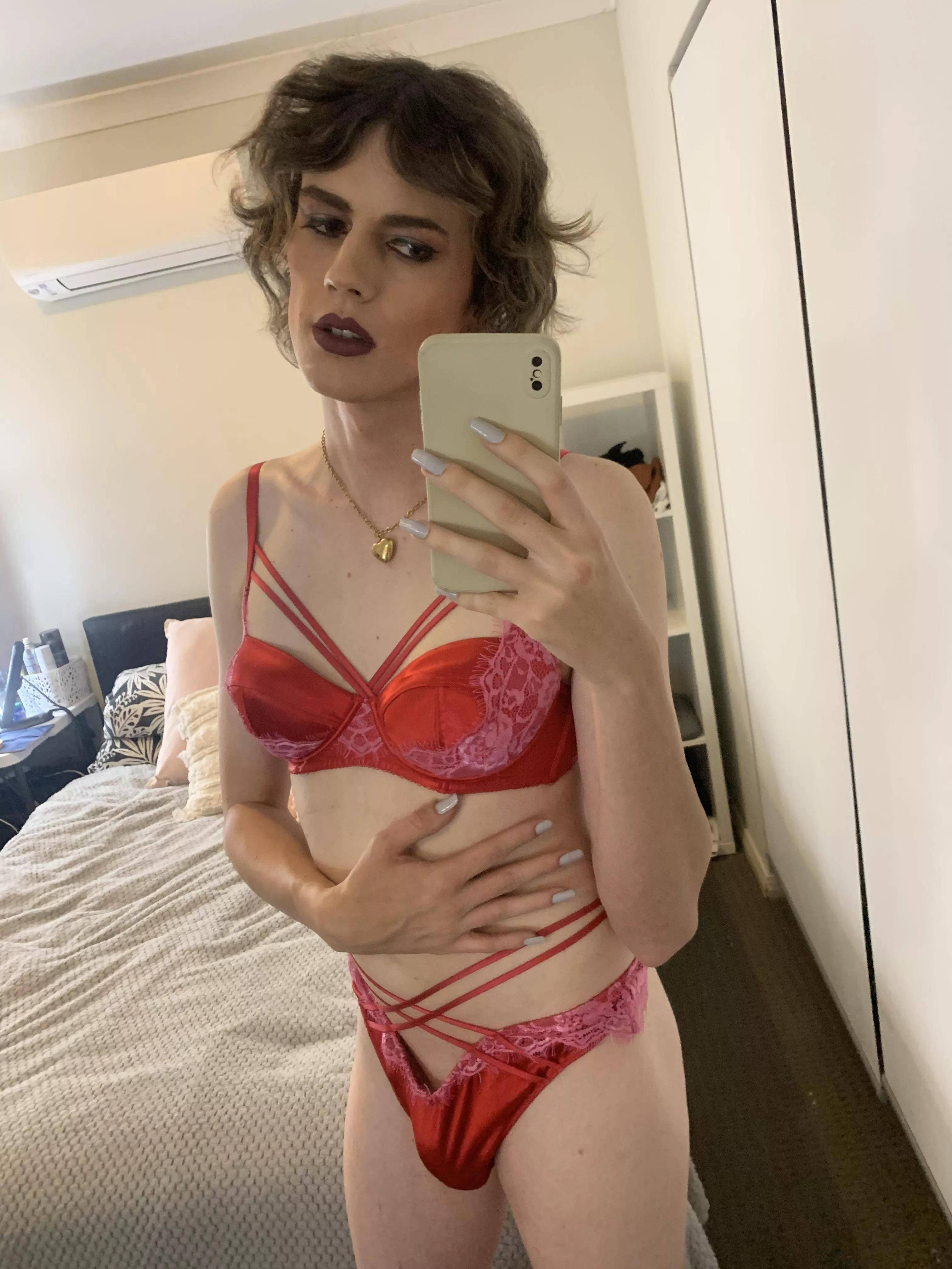 Who needs a girlfriend when you have a boy-femmed