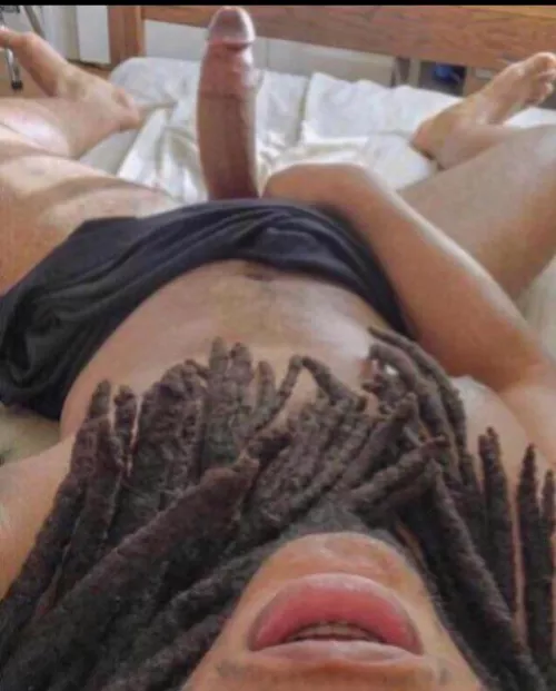 who’s craving black dick rn? Wanna watch me jerk?