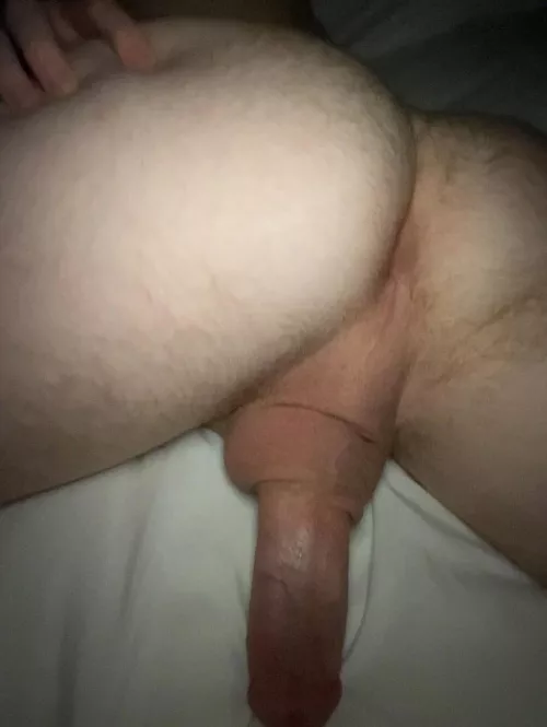 [19] what do you wanna lick first? ;)