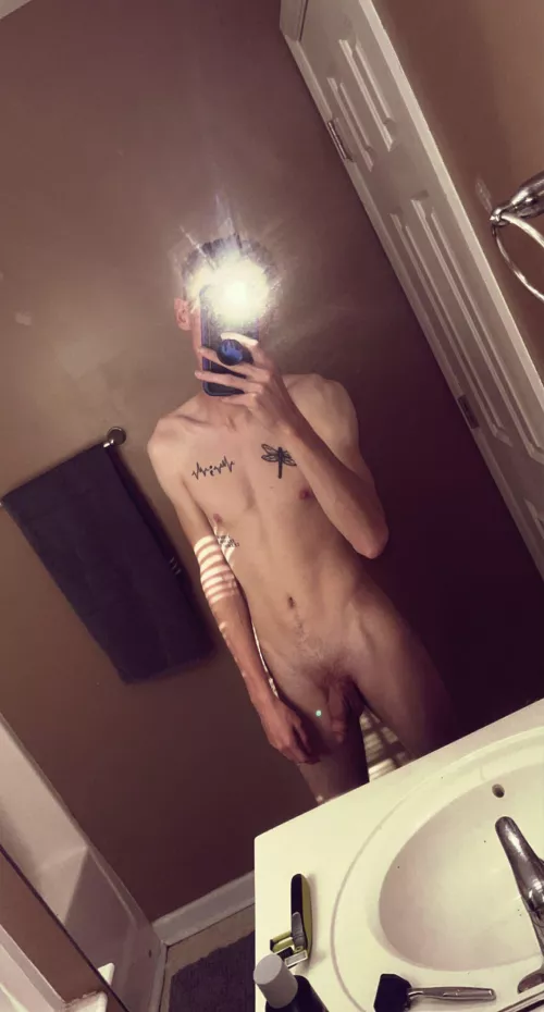 [22] How you doing? 😏