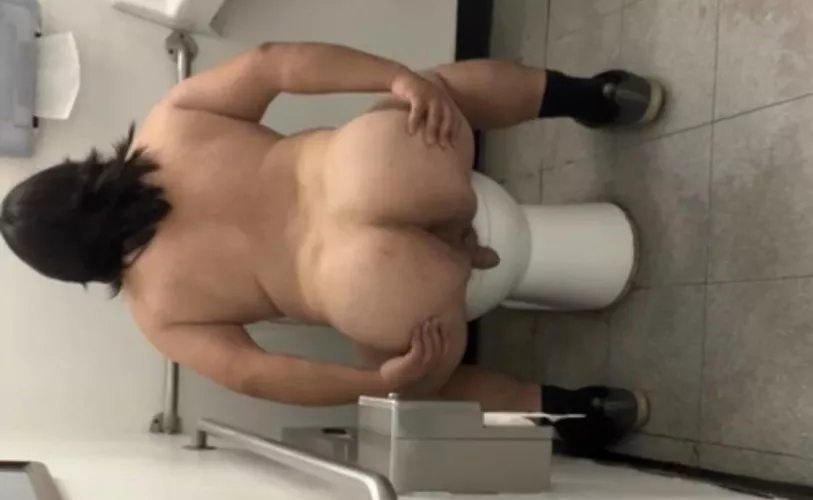 28 wife out and horny! Can wear pantie/shower! HMU rrj3660