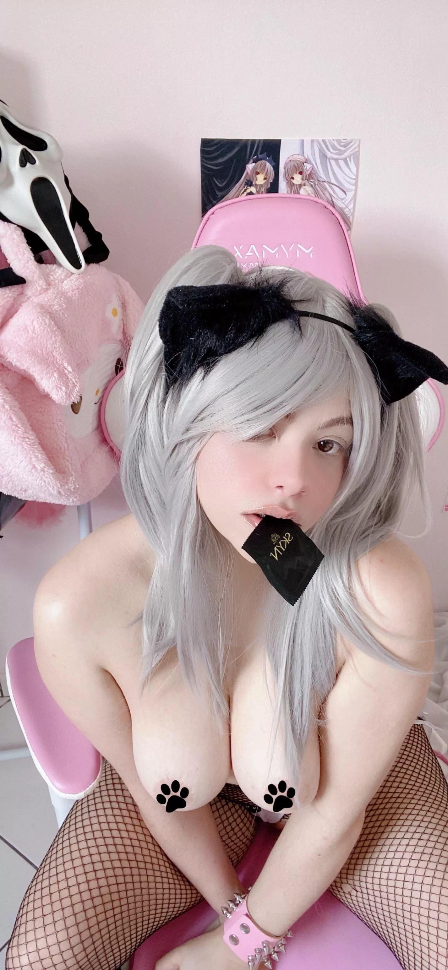 aiming for my face or my boobs?