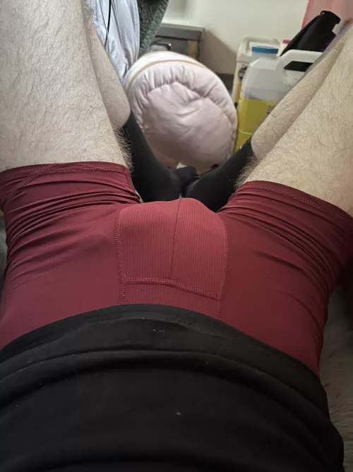 Anyone wanna lay with me?