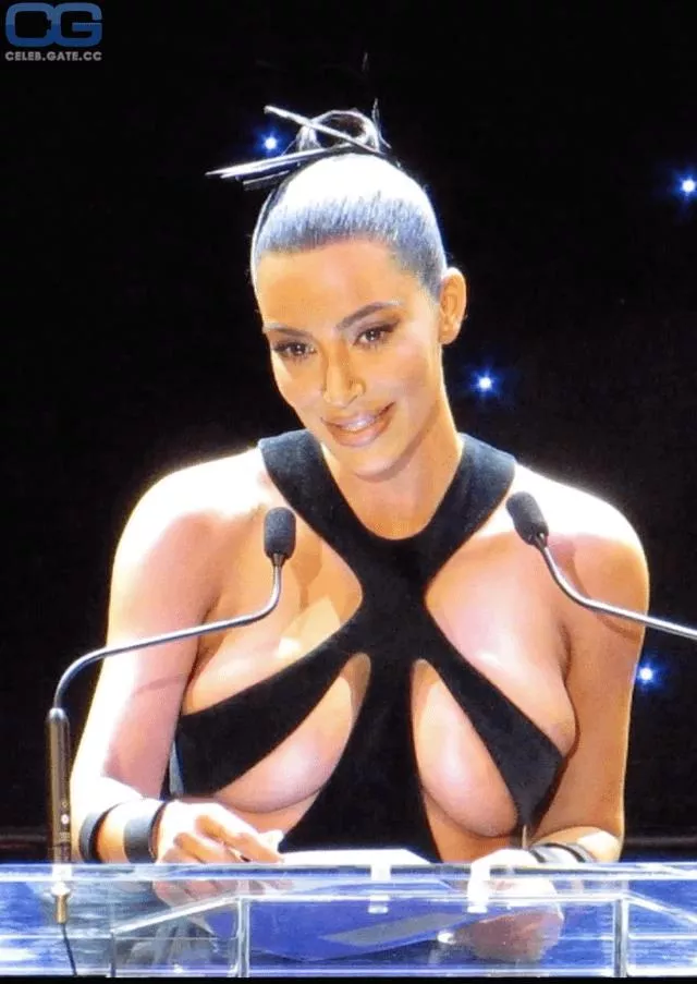 Boobie Queen Kim Kardashian