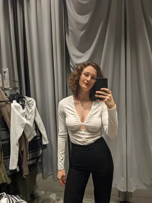 Changing room selfie
