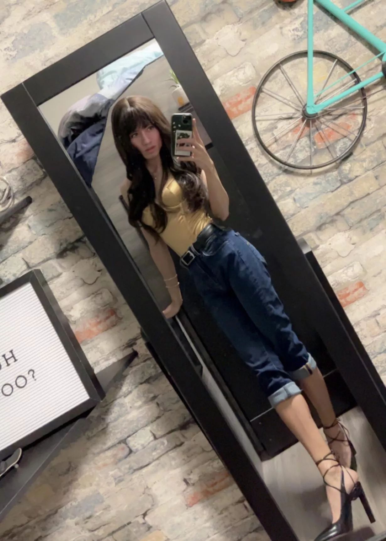 channeling my inner baddie 💋