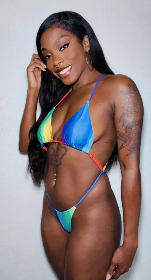 Do like my swimsuit?