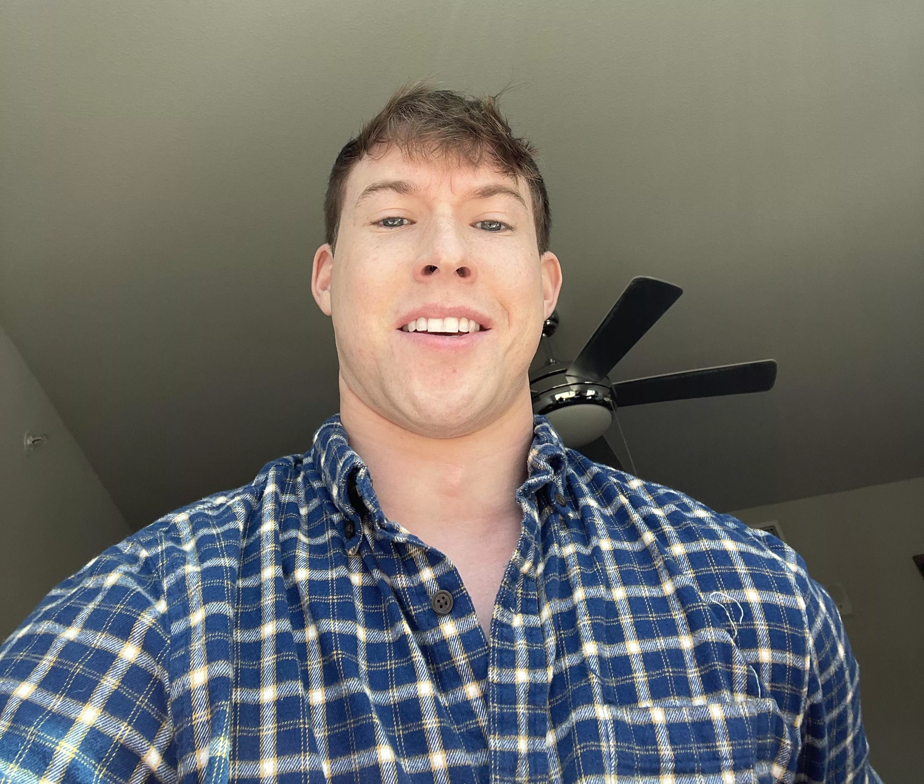 Friendly reminder to be all that you can be today! 😄🫶🏼