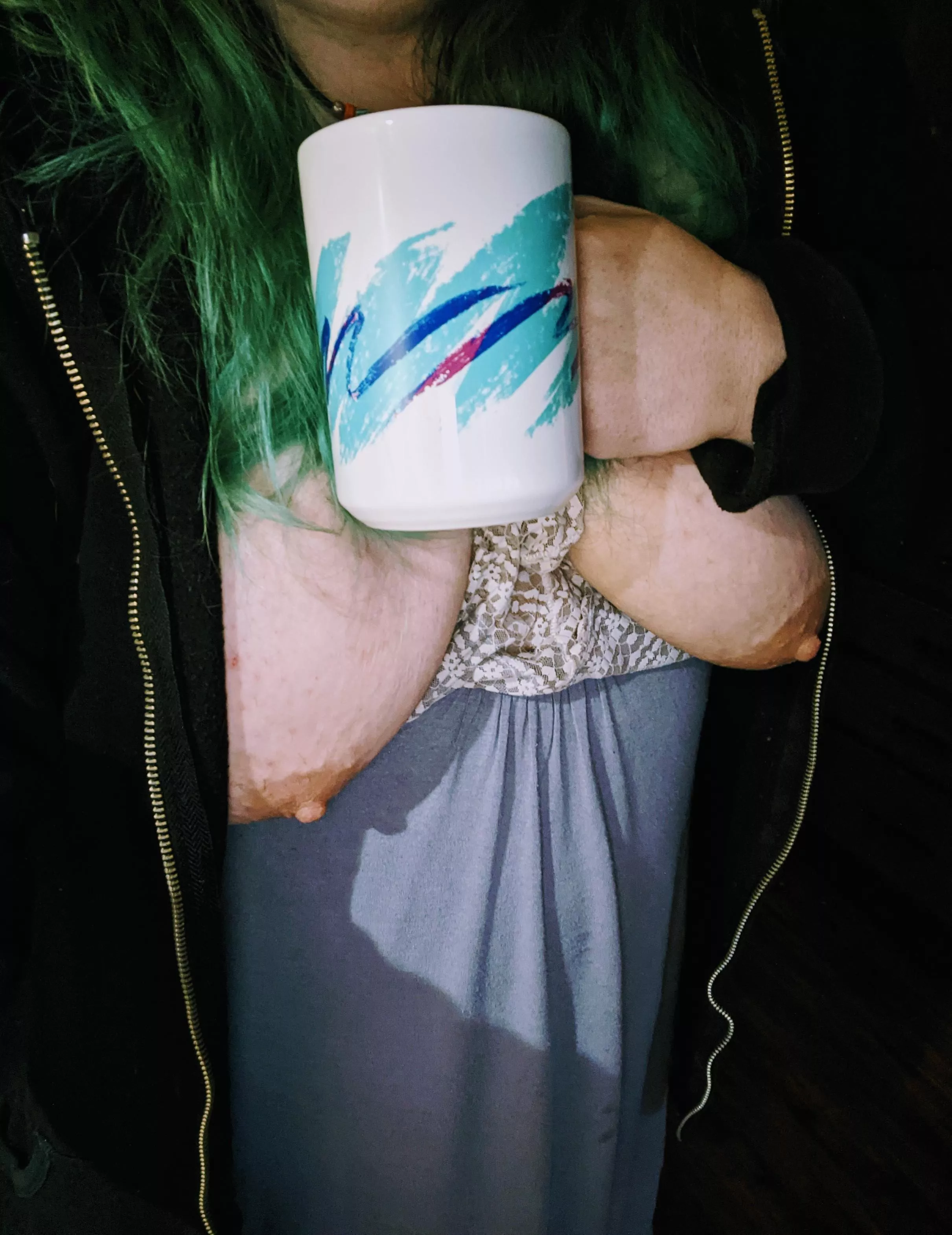 Good morning! 🐫 how is it hump day already? 🐪 How do you take your sugar in your coffee this morning? One hump 🐪, or two? 🐫. I'm going for the double 😉