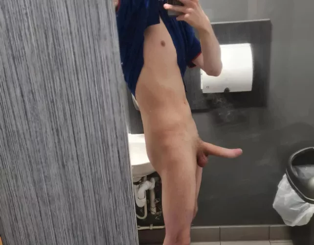 Hard at work 😉👀