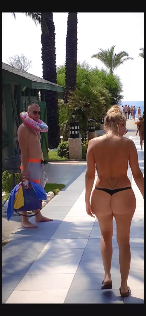 Hotwife holiday, no idea who the dude is