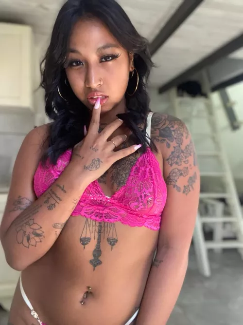 i can naughty wiggle