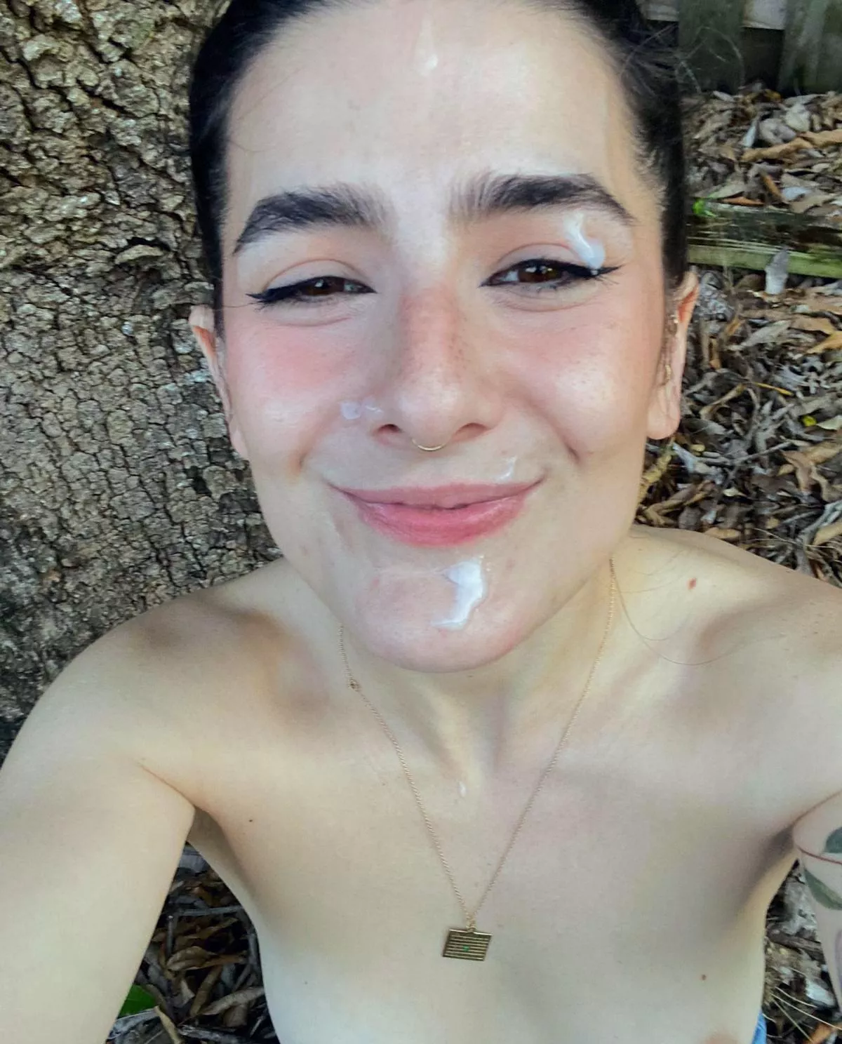 I love wearing cum outside