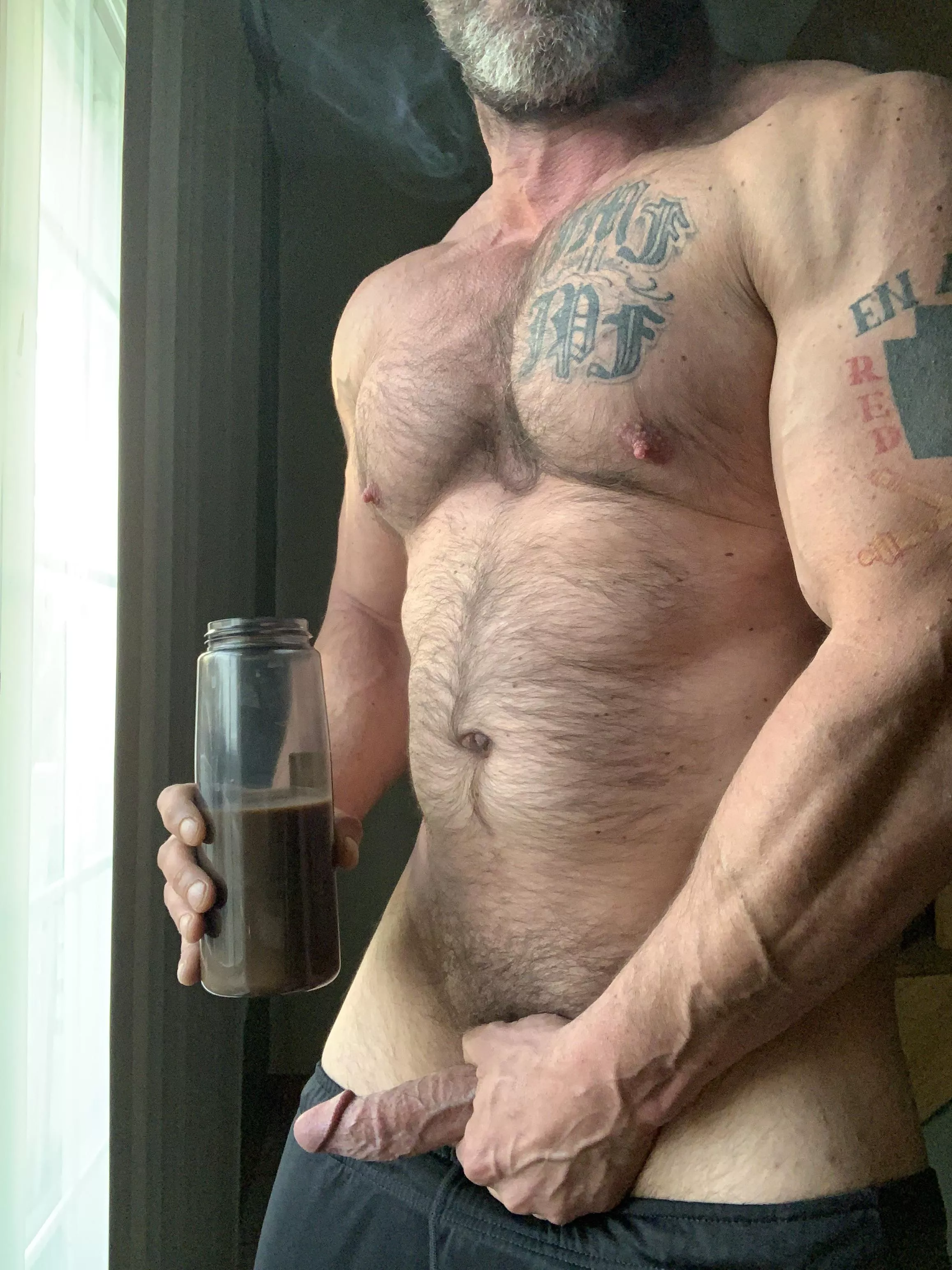 I think the next door mom ,likes to watch me have coffee ☕️ lol