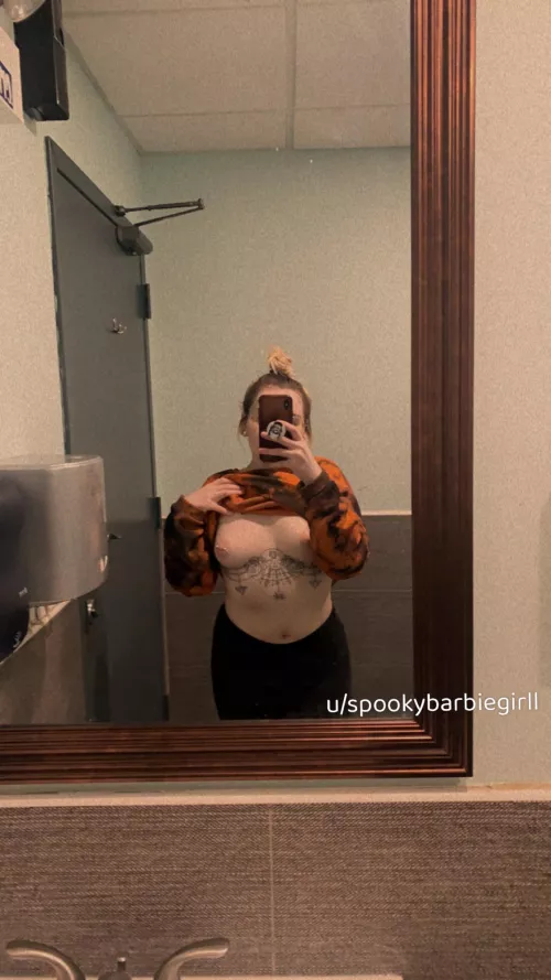 I was naughty in public yesterday 😋 I almost got caught