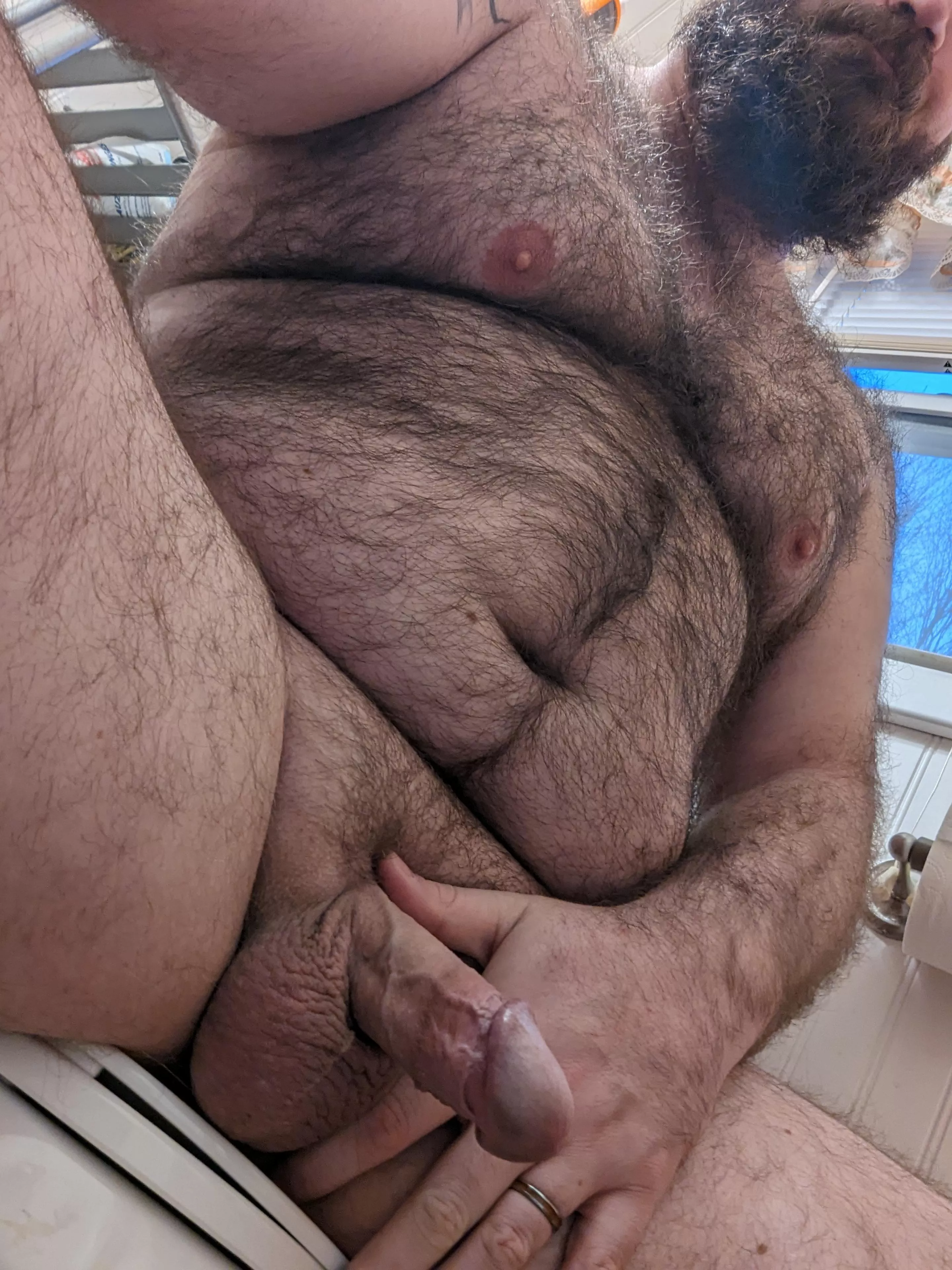 Just sitting here waiting for the shower to warm up, wanna join me? 😏