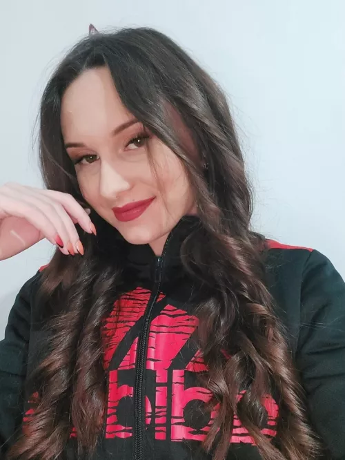 Let's have some dirty talk tonight before you fuck me until my eyes are full of tears