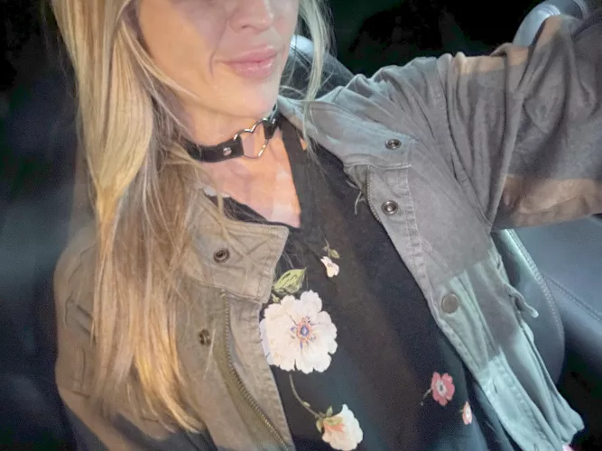 My favorite collar yo wear on the daily 😏🌹