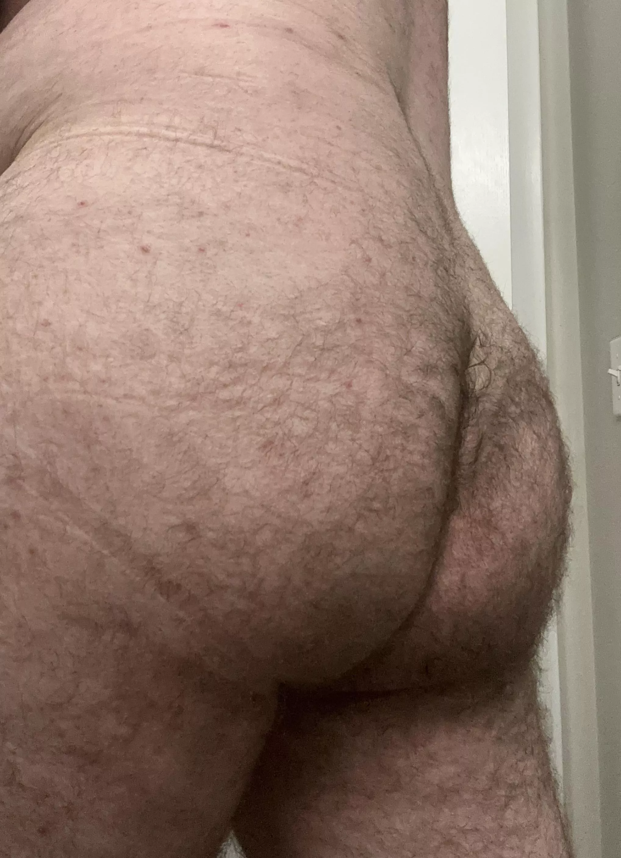 My thick fuzzy peach 🍑