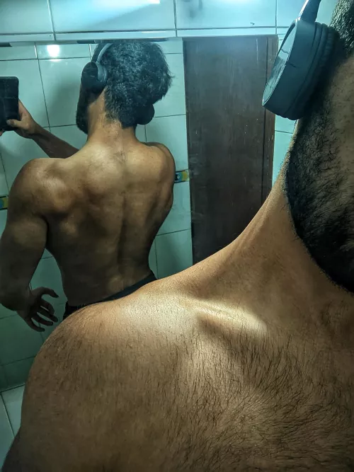 Only 20 and more of a man💪🏾😈 than you'll ever be.