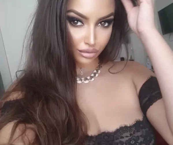 Perfect blowjob lips