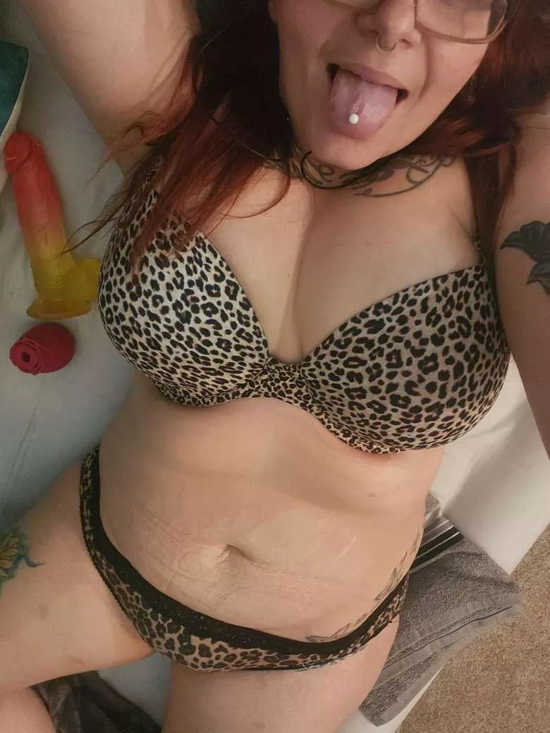 See if you can keep up with me, I’m [f]ast 😘😉