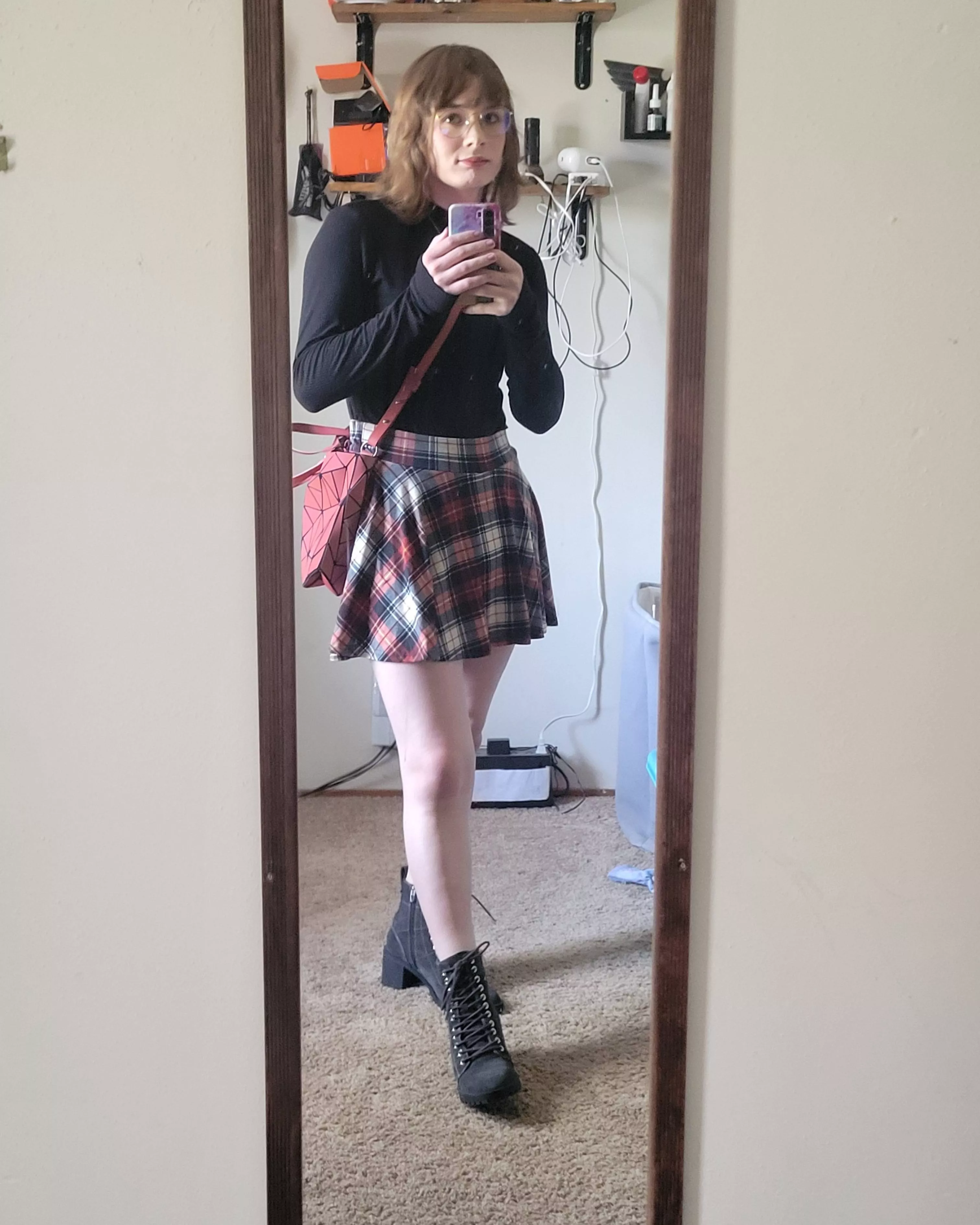 Skirt weather is finally here 🥰