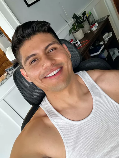 Spring time cures my seasonal depression 🫶🏽 hope everyone is having a great day