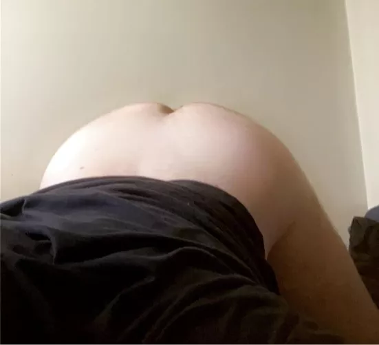 Who wants to use me as their toy 🥰 (Dm me)