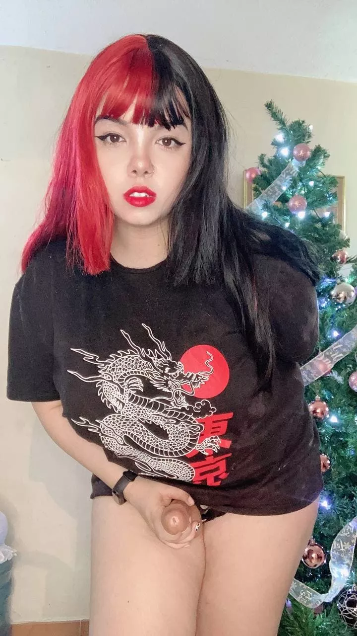 You're craving to be pegged by a 5'1