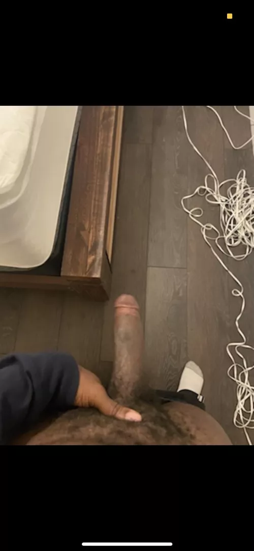 [23]with a girl in Houston . Looking for bottoms that str8 with a girl,bi curious , femboys , or virgins+++. I’m trying to experiment for the first time 😈