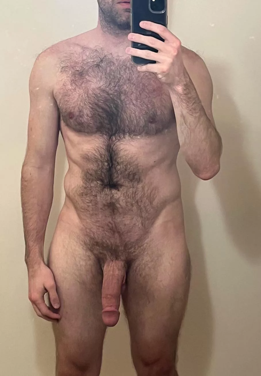 [35] post shower Dilfie. Also my first post…anywhere.