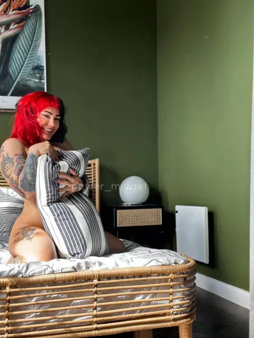 4ft 8” little cutie 🥰