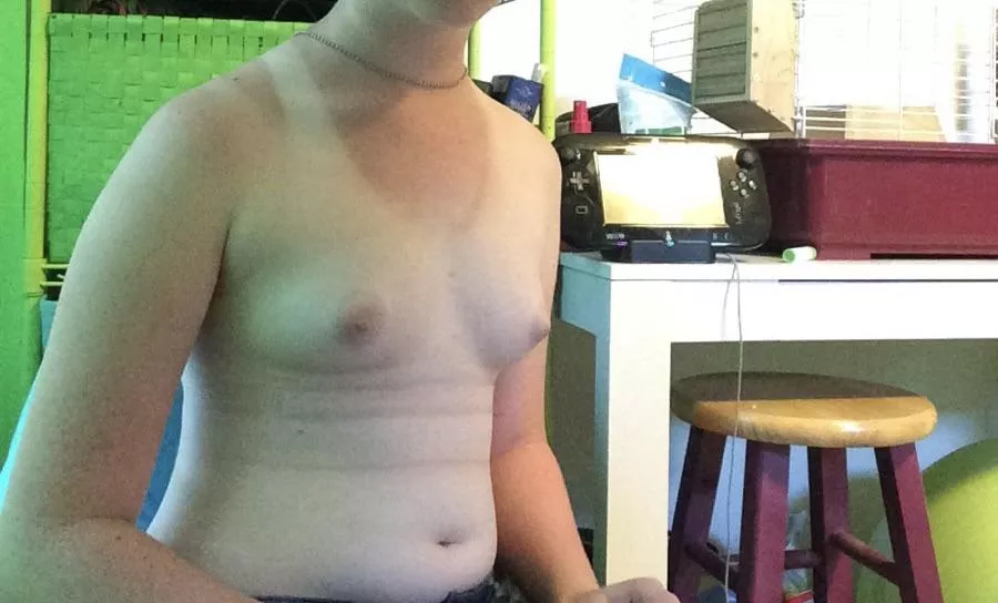 A little self conscious about this one. F, 120, 5’3”