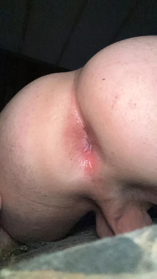 bottom looking for bwc. straight/curious guys feel free to add me b_spudlet