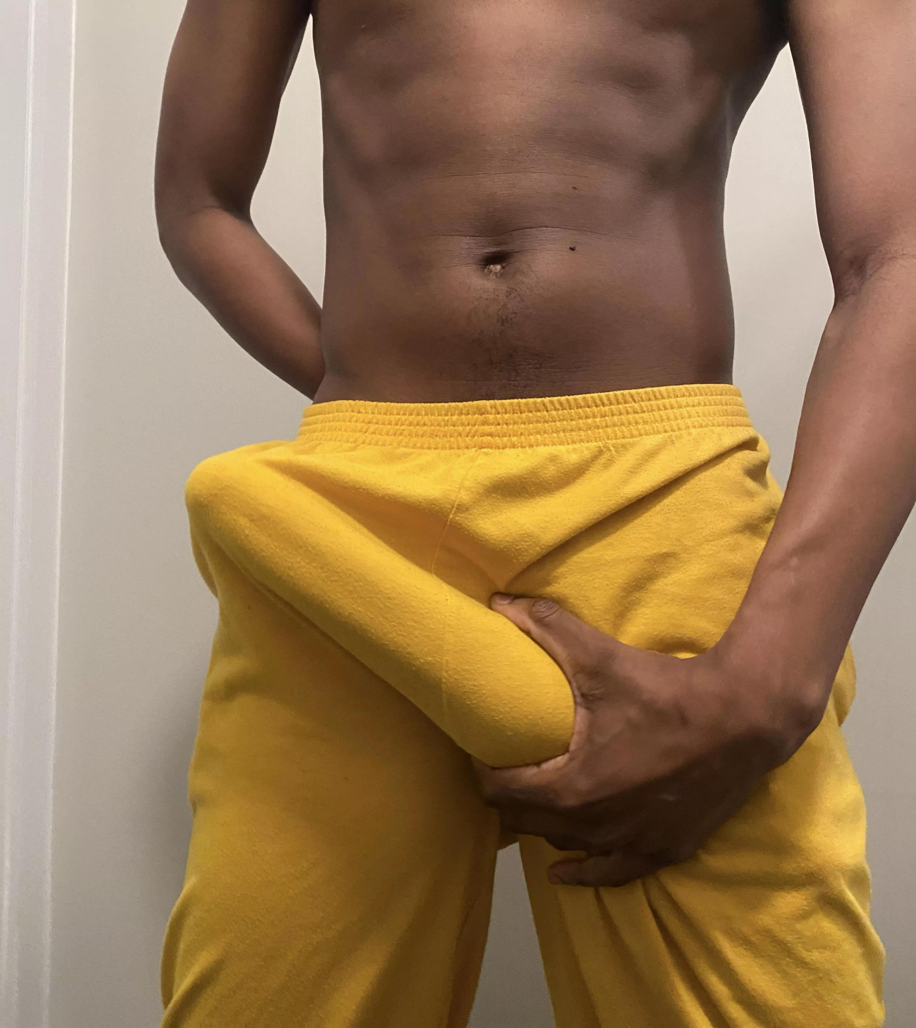 Do these pants make my dick look fat?