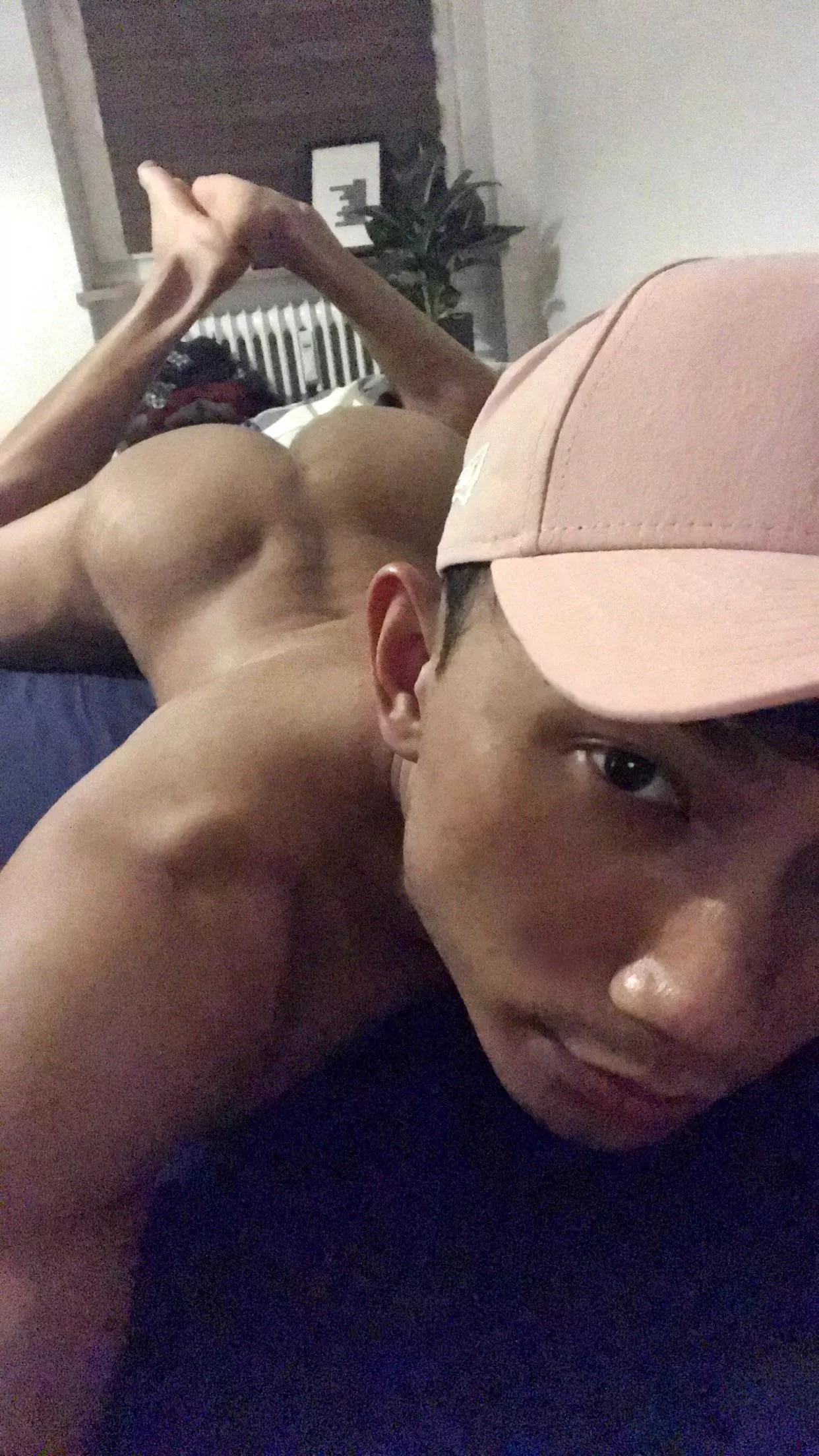 Do u like smooth tight asian ass?