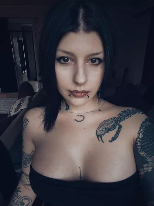 Do you like my snake tattoo?