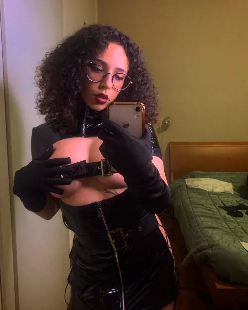 [domme] How dare you peeking? 🥴