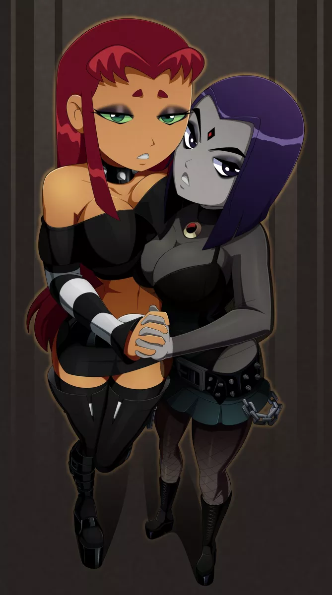 Goth gals (RavenRavenRaven)