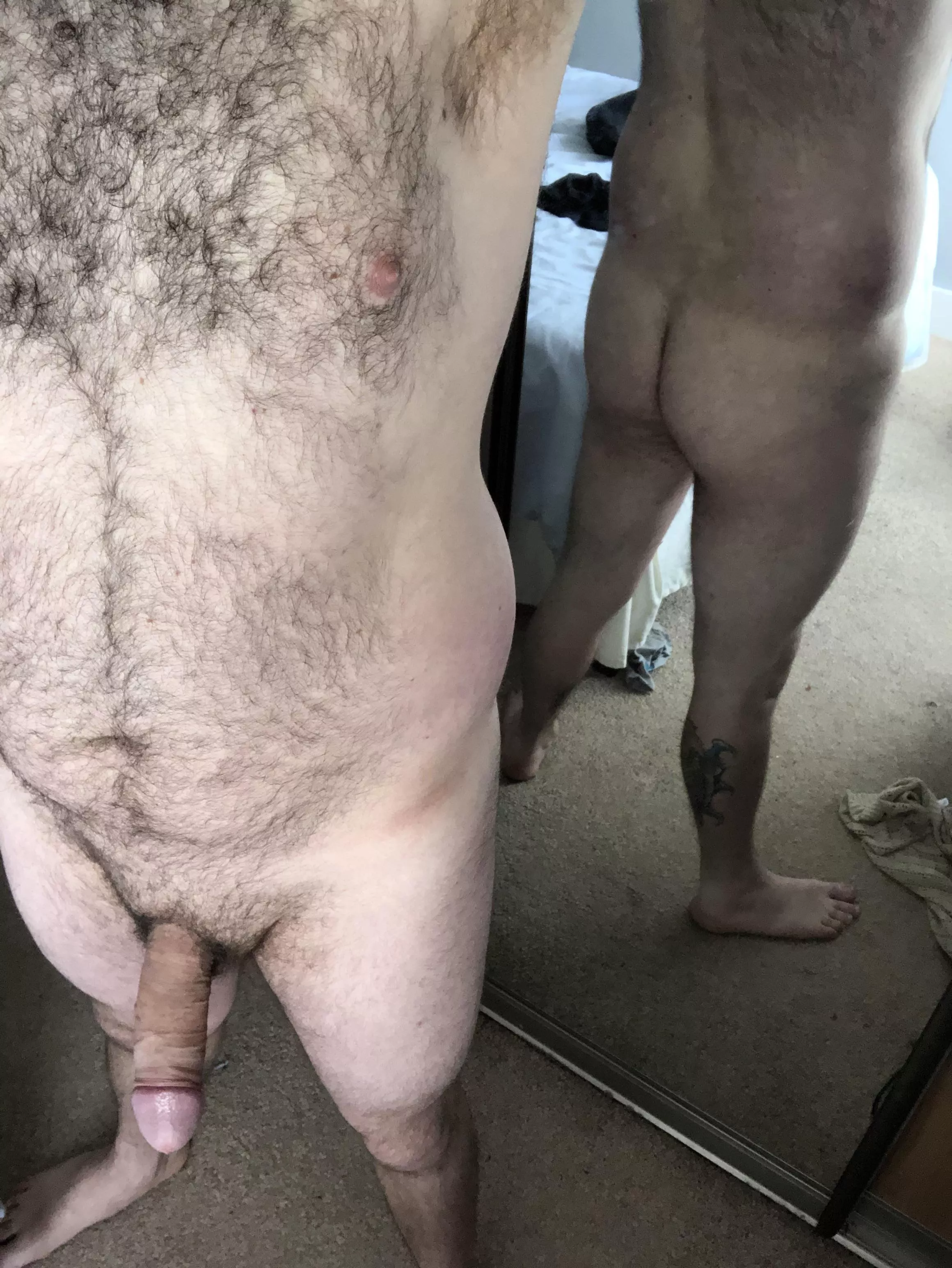 Hard days work so glad to strip off. (30s U.K. DMs/telegram open)