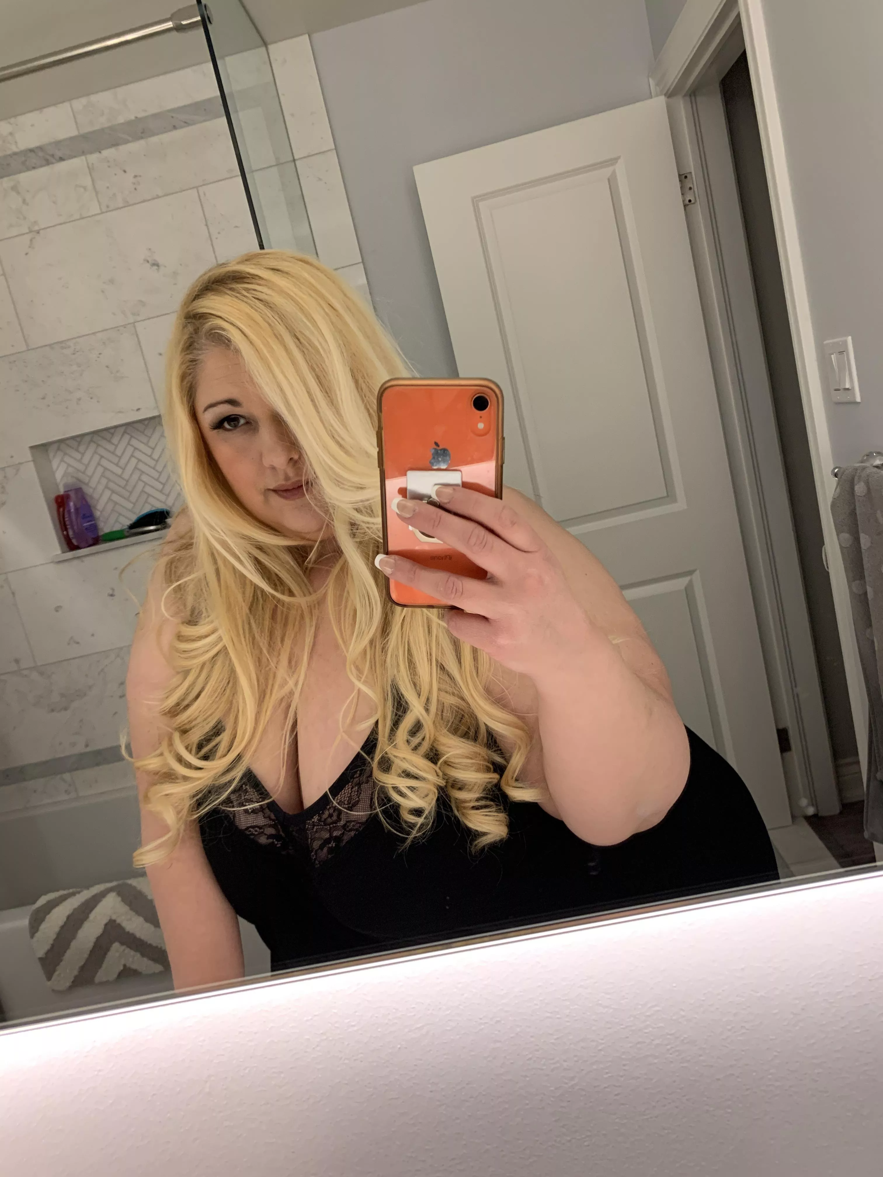 Hi new girl here 😊