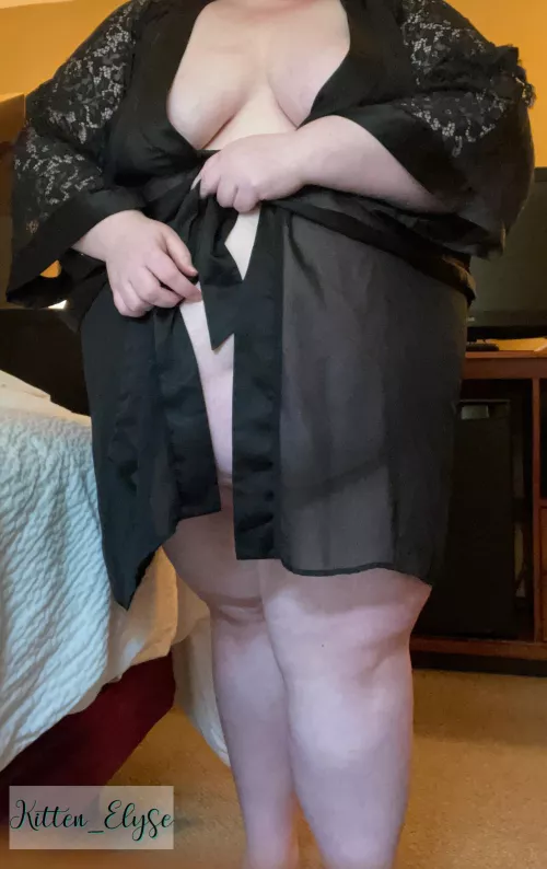 How I open the door to greet you 😏😈