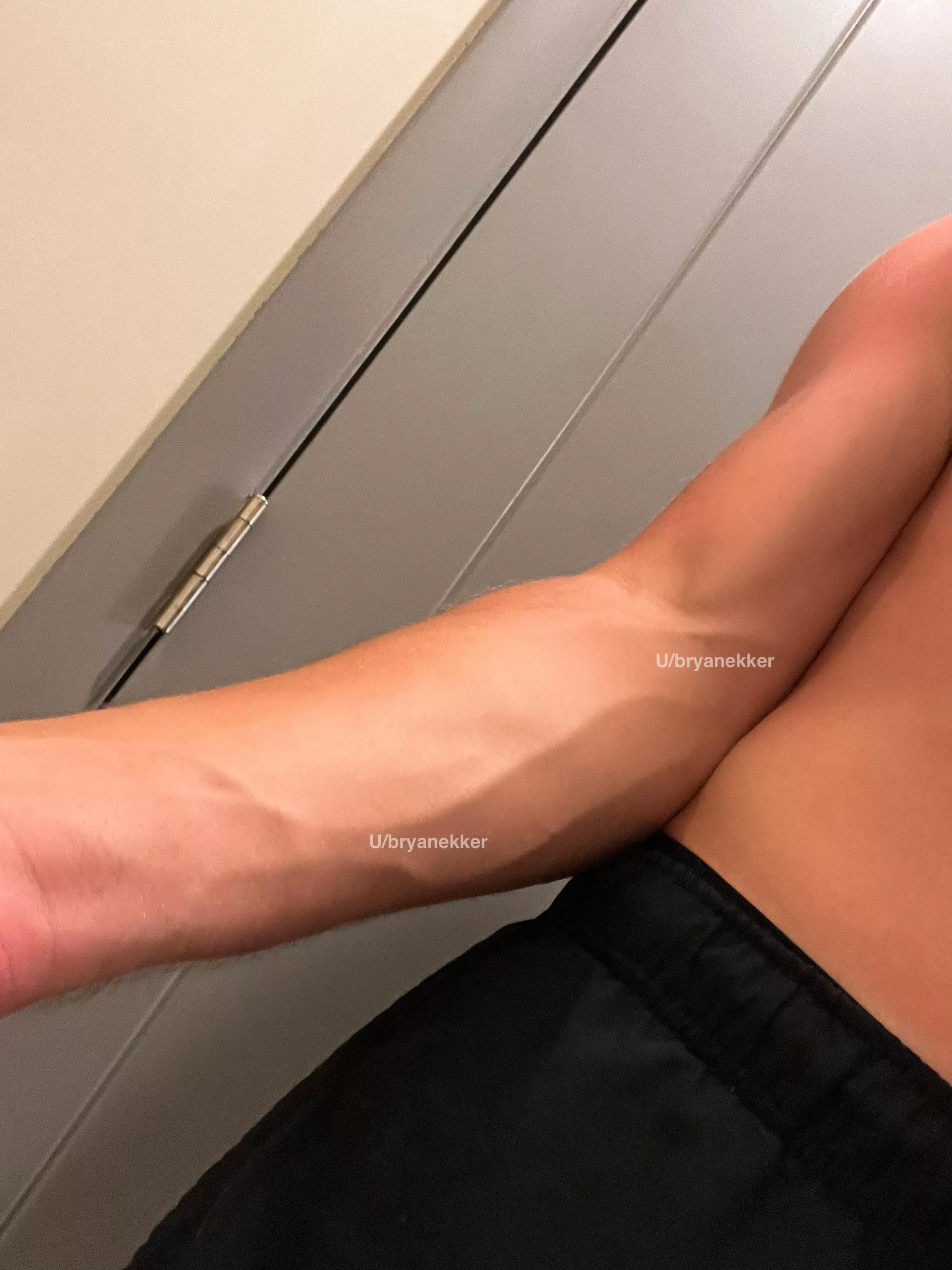 I bet you wanna feel my veins😈