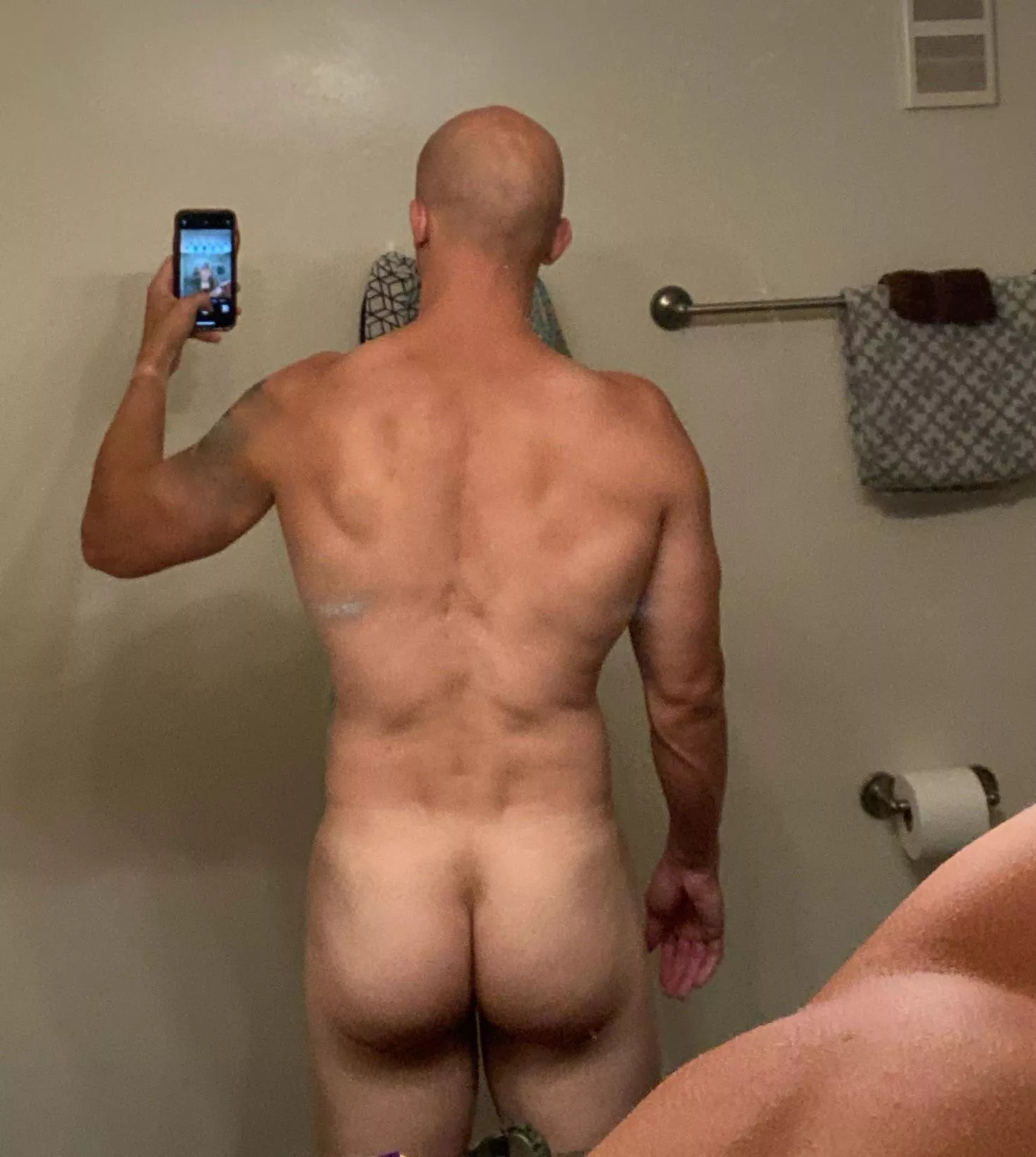 I can make it bounce too. 😉🍑